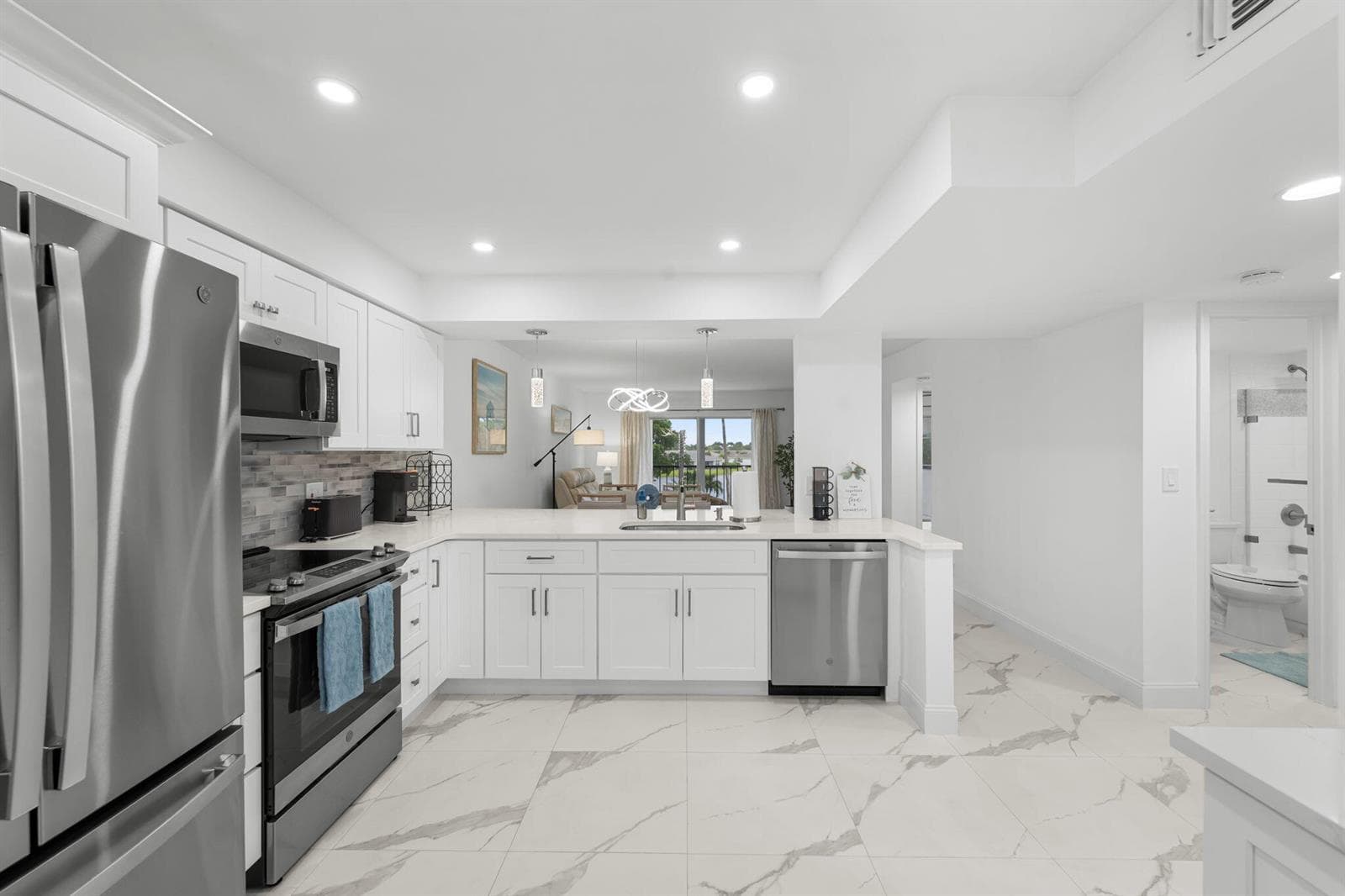 6936 Huntington Lane # 302, Delray Beach FL 33446