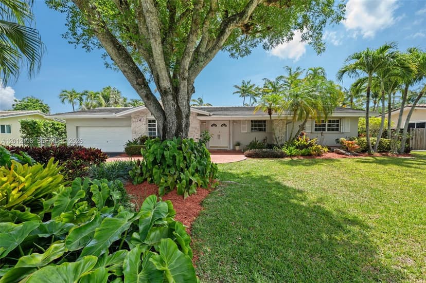 15705 SW 77th Ave, Palmetto Bay FL 33157