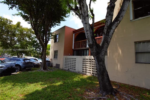 10241 NW 9th St Cir # 5, Miami FL 33172 - Miami, FL - Photo 3