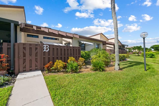 14079 Nesting Way # B, Delray Beach FL 33484 - Delray Beach, FL - Photo 2