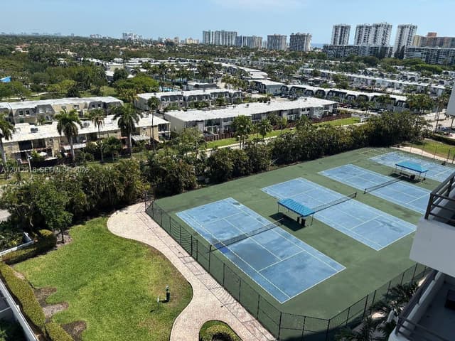 600 Three Islands Blvd # 1003, Hallandale Beach FL 33009 - Hallandale Beach, FL - Photo 2