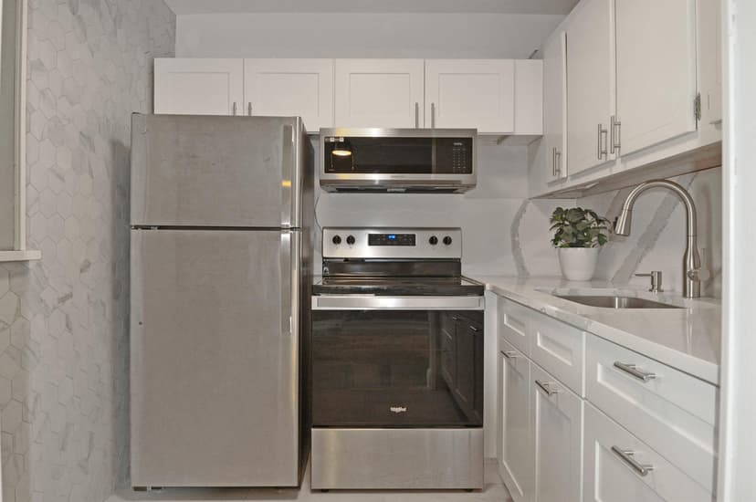 238 Chatham L, West Palm Beach FL 33417