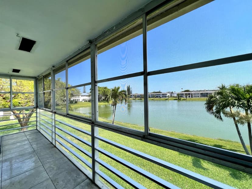 136 Somerset G, West Palm Beach FL 33417