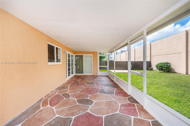 1007 NW 106th Ave Cir, Miami FL 33172 - Miami, FL - Photo 5