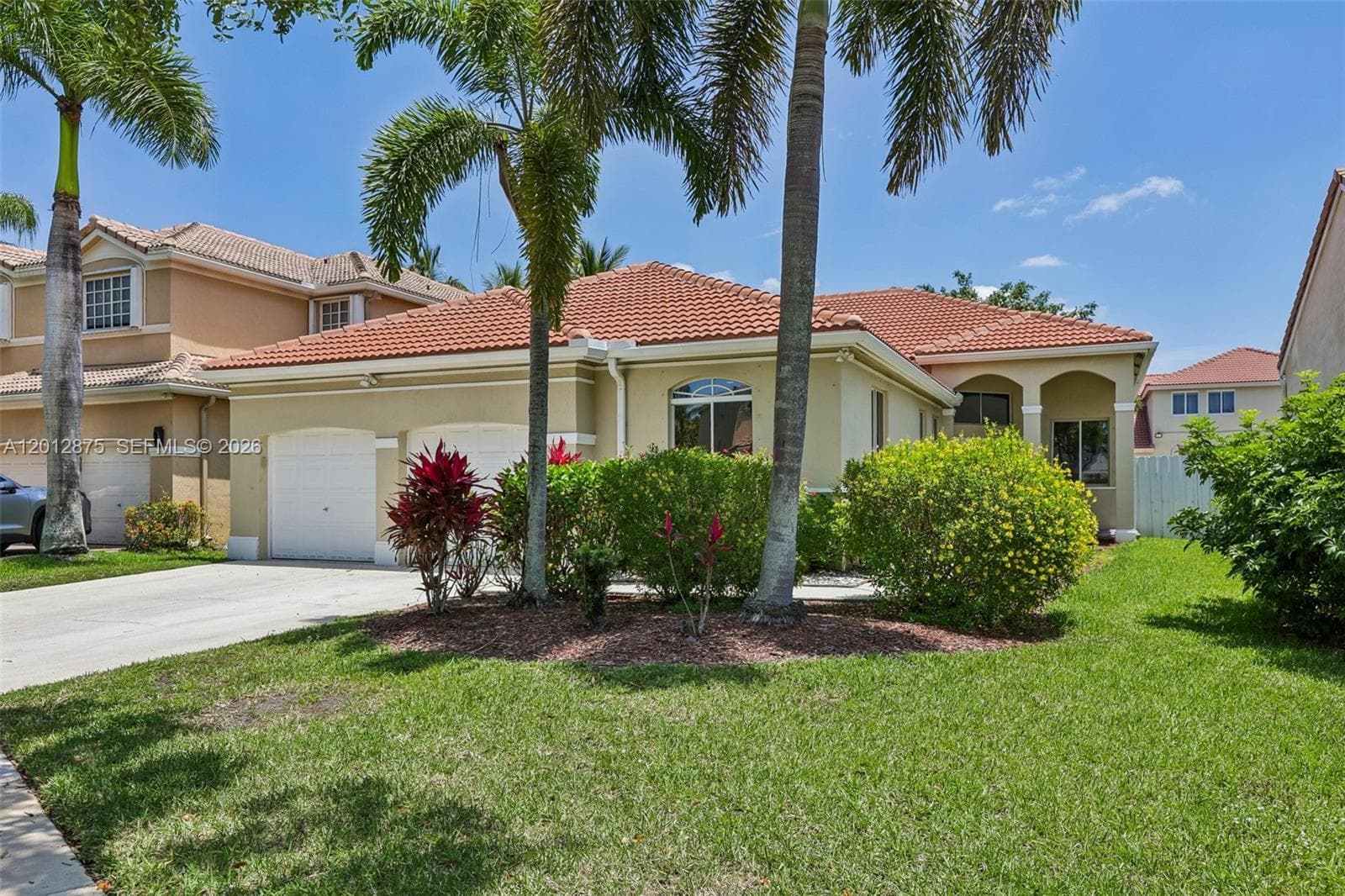 1290 Camellia Ln, Weston FL 33326