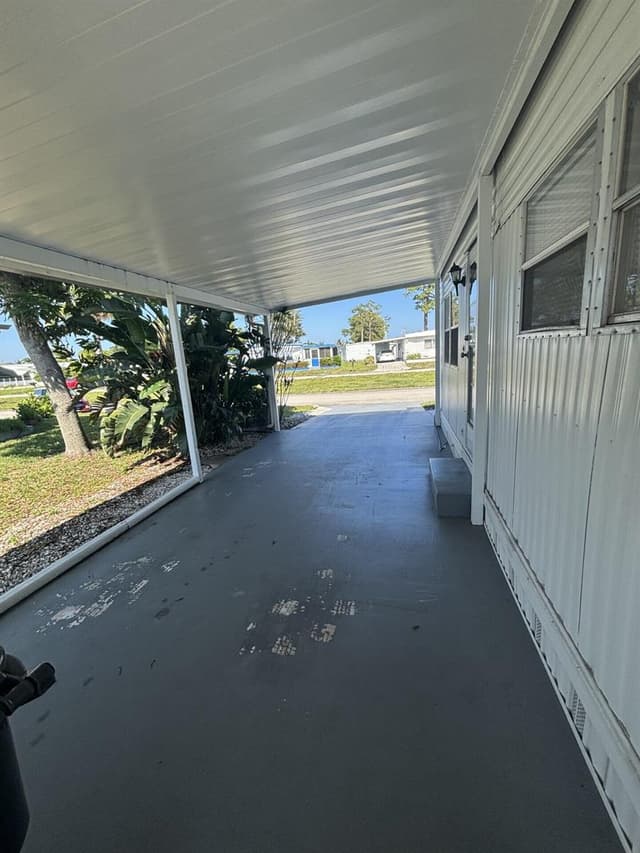 6445 Cypress Lane, Atlantis FL 33462 - Atlantis, FL - Photo 7