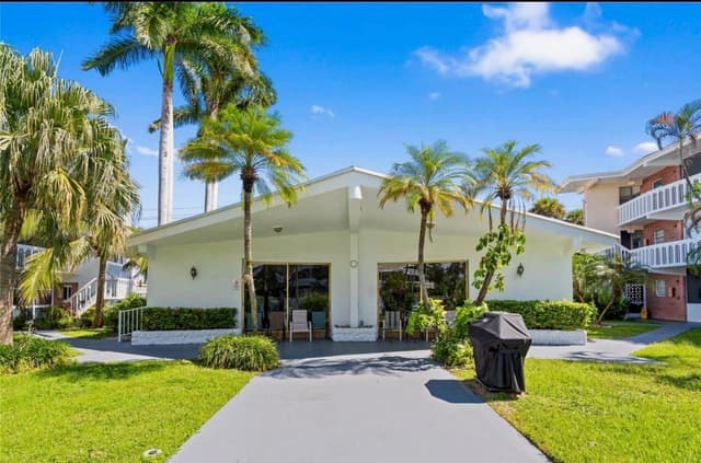 161 NE 10th Avenue # 12b, Hallandale Beach FL 33009 - Hallandale Beach, FL - Photo 3