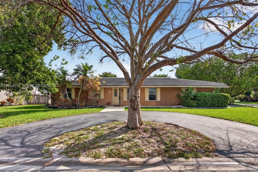 8505 NW 29th Dr, Coral Springs FL 33065