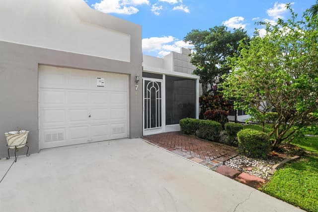 18900 Stewart Circle # 7, Boca Raton FL 33496 - Boca Raton, FL - Photo 5