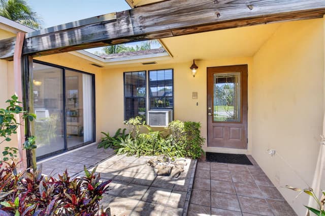 9389 Longmeadow Circle, Boynton Beach FL 33436 - Boynton Beach, FL - Photo 5