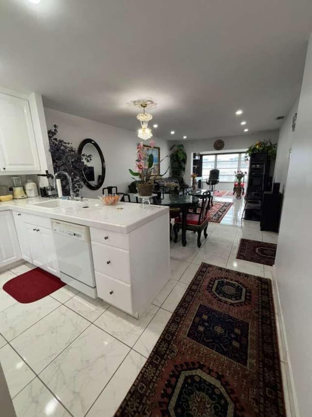 4706 NW 36th Street # 605, Lauderdale Lakes FL 33319 - Lauderdale Lakes, FL - Photo 7