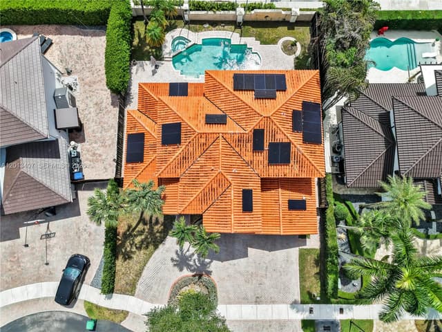 16101 NW 79th Ct, Miami Lakes FL 33016 - Miami Lakes, FL - Photo 3