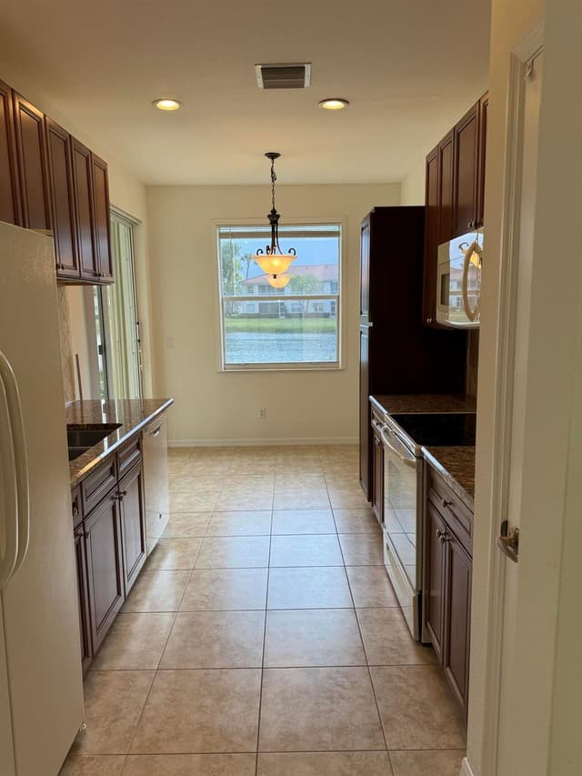 2140 Wingate Bend, Wellington FL 33414 - Wellington, FL - Photo 5