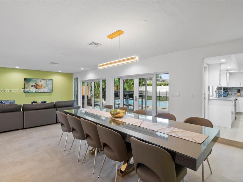 3721 N 55th Ave, Hollywood FL 33021