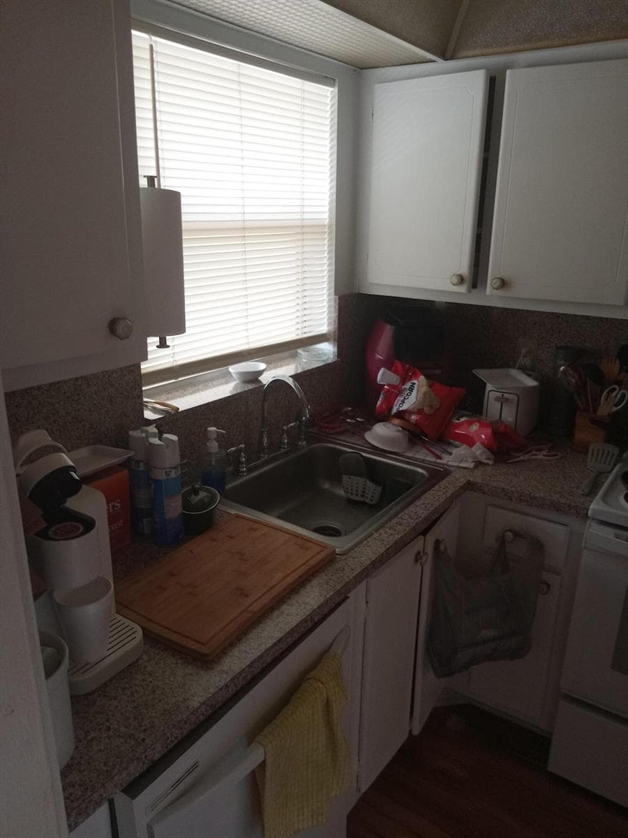 2901 E Sunrise Lakes Drive E # 202, Sunrise FL 33322 - Sunrise, FL - Photo 1