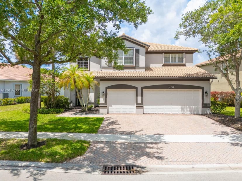 4207 W Whitewater Ave, Weston FL 33332