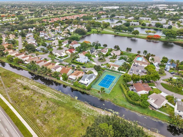 143 W Tara Lakes Dr Drive W, Boynton Beach FL 33436 - Boynton Beach, FL - Photo 5