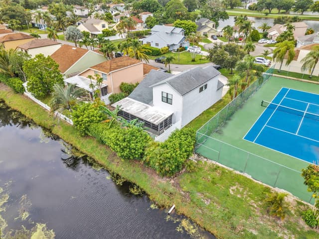 143 W Tara Lakes Dr Drive W, Boynton Beach FL 33436 - Boynton Beach, FL - Photo 4