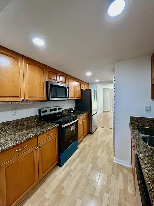 7451 NW 16th St # 304, Plantation FL 33313 - Plantation, FL - Photo 3
