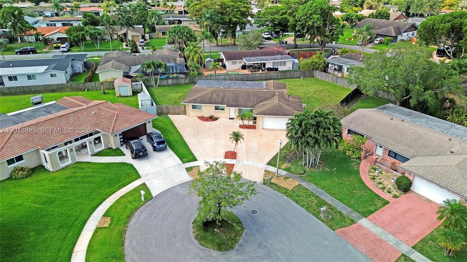1600 NW 120th Ave, Pembroke Pines FL 33026