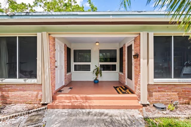 1500 NW 5th Avenue # w, Fort Lauderdale FL 33311 - Fort Lauderdale, FL - Photo 2