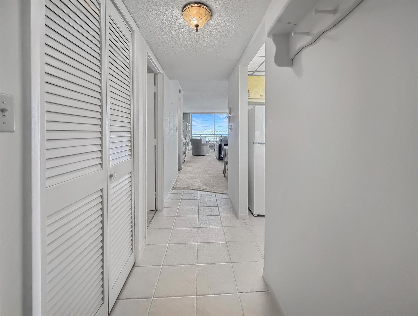 555 NW 4th Avenue # 401, Boca Raton FL 33432 - Boca Raton, FL - Photo 1
