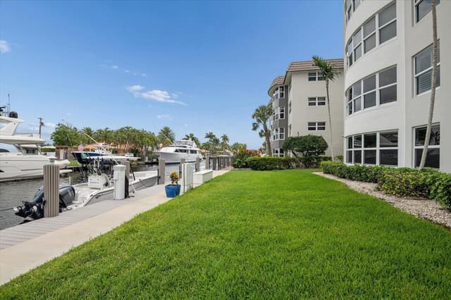 5100 Bayview Drive # 106, Fort Lauderdale FL 33308 - Fort Lauderdale, FL - Photo 2