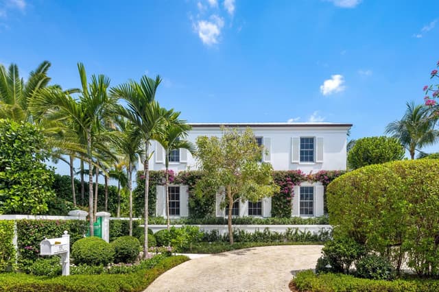 991 N Lake Way, Palm Beach FL 33480 - Palm Beach, FL - Photo 2