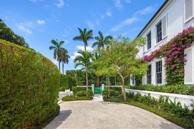 991 N Lake Way, Palm Beach FL 33480 - Palm Beach, FL - Photo 5