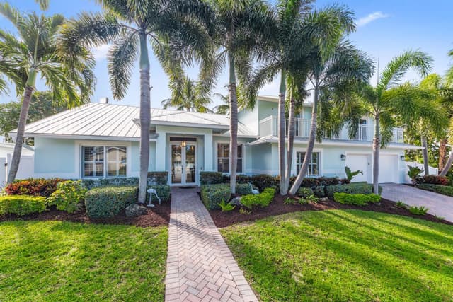 490 Mars Way, Juno Beach FL 33408 - Juno Beach, FL - Photo 3