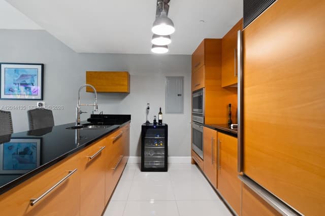 475 Brickell Ave # 5109, Miami FL 33131 - Miami, FL - Photo 3