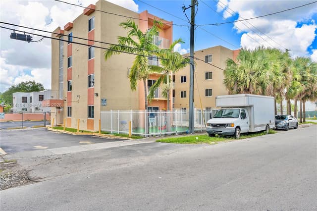 2400 NW 16th St Rd, Miami FL 33125 - Miami, FL - Photo 6