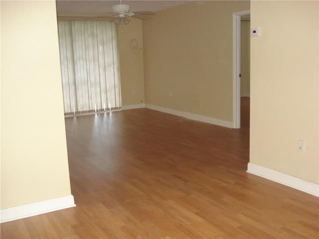 1681 NW 70th Avenue # 403, Plantation FL 33313 - Plantation, FL - Photo 4