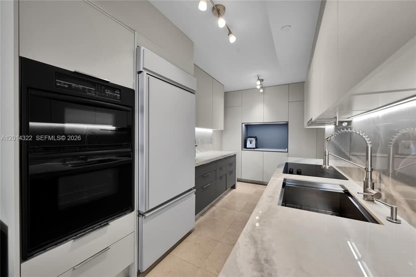 1800 S Ocean Dr # 2007, Hallandale Beach FL 33009