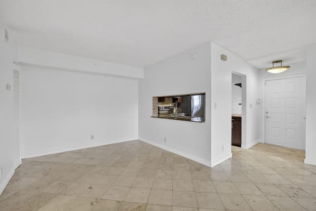 3041 N Oakland Forest Drive # 103, Oakland Park FL 33309 - Oakland Park, FL - Photo 7