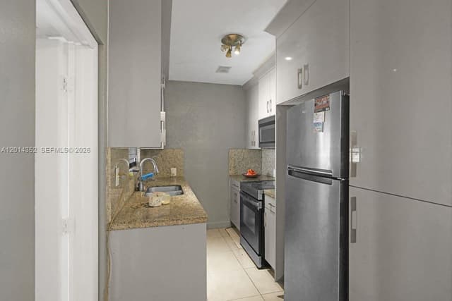 1379 NE 177th St, North Miami Beach FL 33162 - North Miami Beach, FL - Photo 7