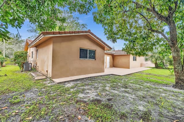 3691 NW 78th Ln, Coral Springs FL 33065 - Coral Springs, FL - Photo 7
