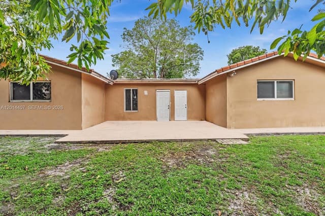 3691 NW 78th Ln, Coral Springs FL 33065 - Coral Springs, FL - Photo 3