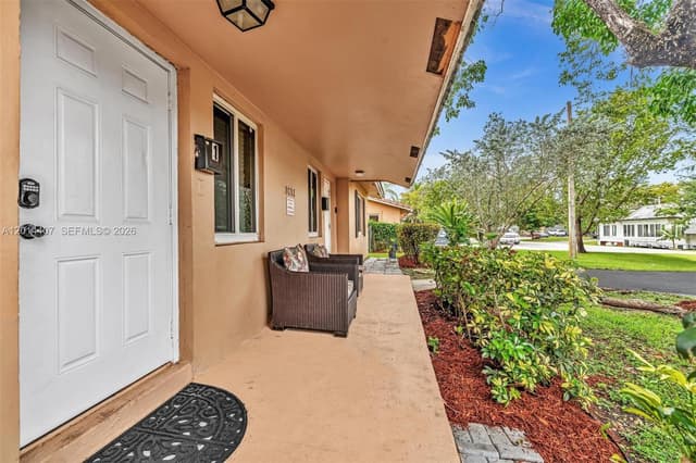 3691 NW 78th Ln, Coral Springs FL 33065 - Coral Springs, FL - Photo 4