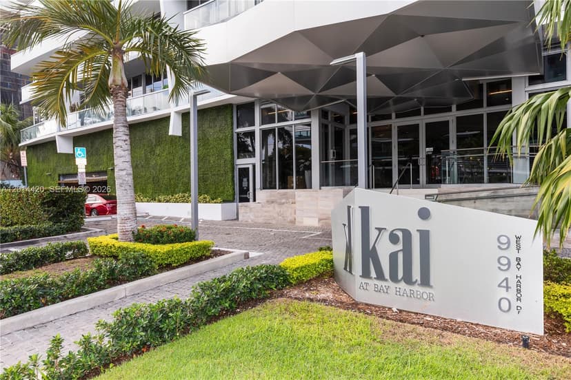 9940 W Bay Harbor Dr, Bay Harbor Islands FL 33154