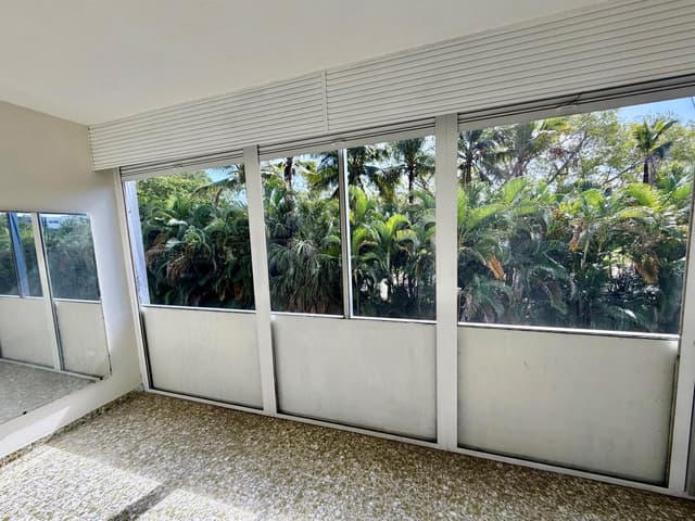 1000 NE 14th Avenue # 304, Hallandale Beach FL 33009 - Hallandale Beach, FL - Photo 4