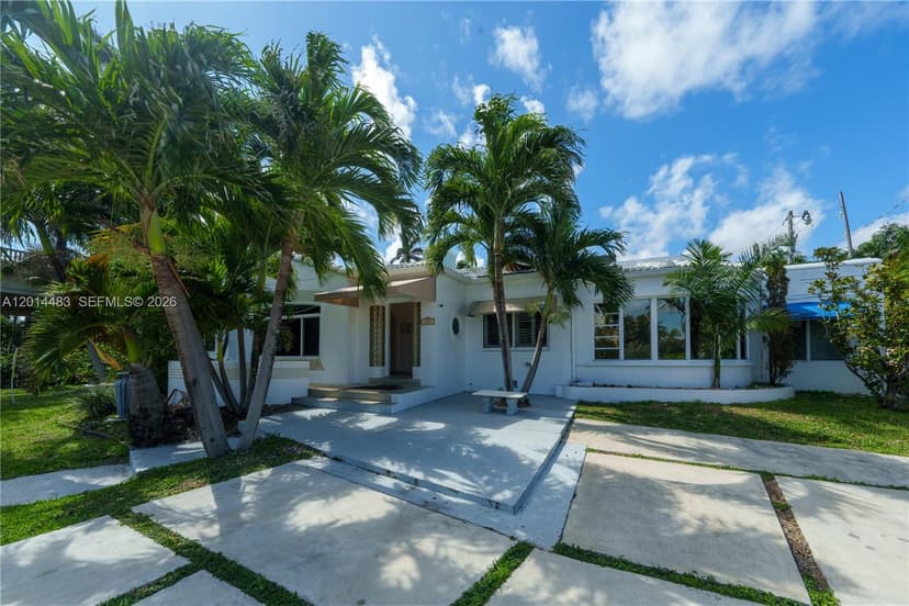 701 Hollywood Blvd, Hollywood FL 33019