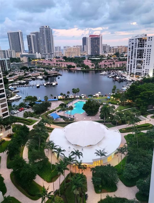600 Three Islands Blvd # 418, Hallandale Beach FL 33009 - Hallandale Beach, FL - Photo 4