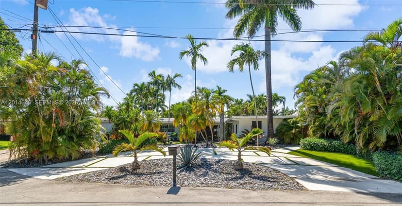 2643 Flamingo Ln, Fort Lauderdale FL 33312