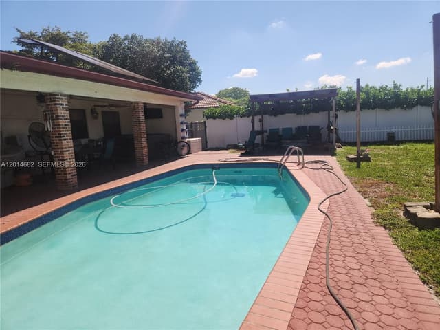 8882 SW 1st Pl, Coral Springs FL 33071 - Coral Springs, FL - Photo 2