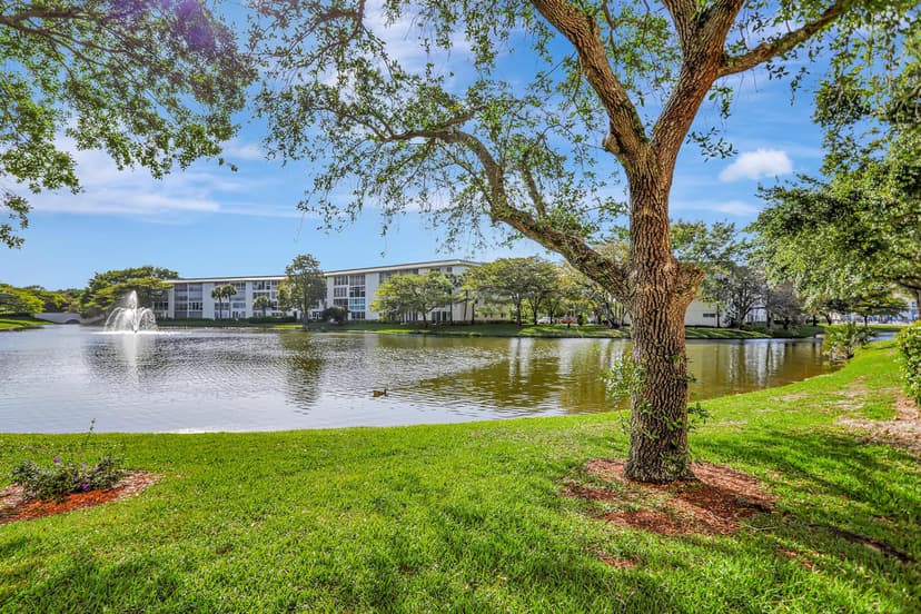 1704 Andros Isle # 1, Coconut Creek FL 33066