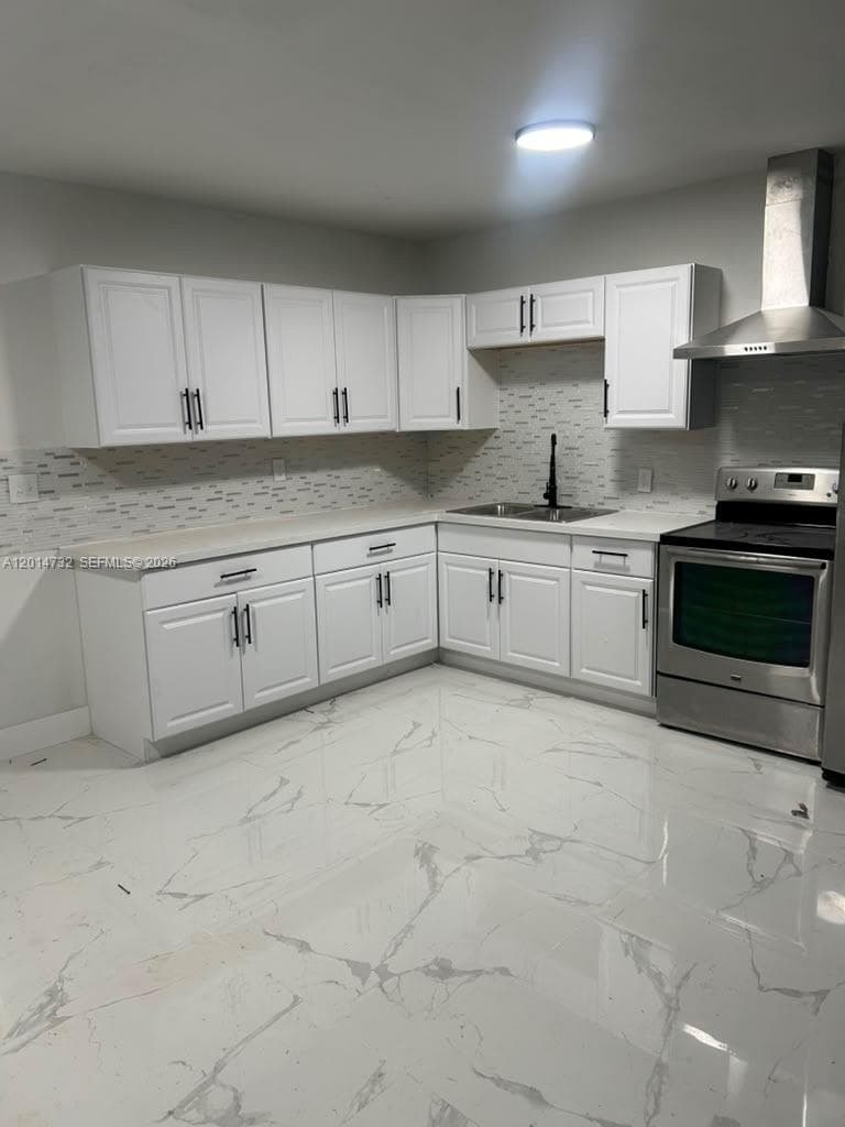 19360 NW 1st Ct, Miami Gardens FL 33169