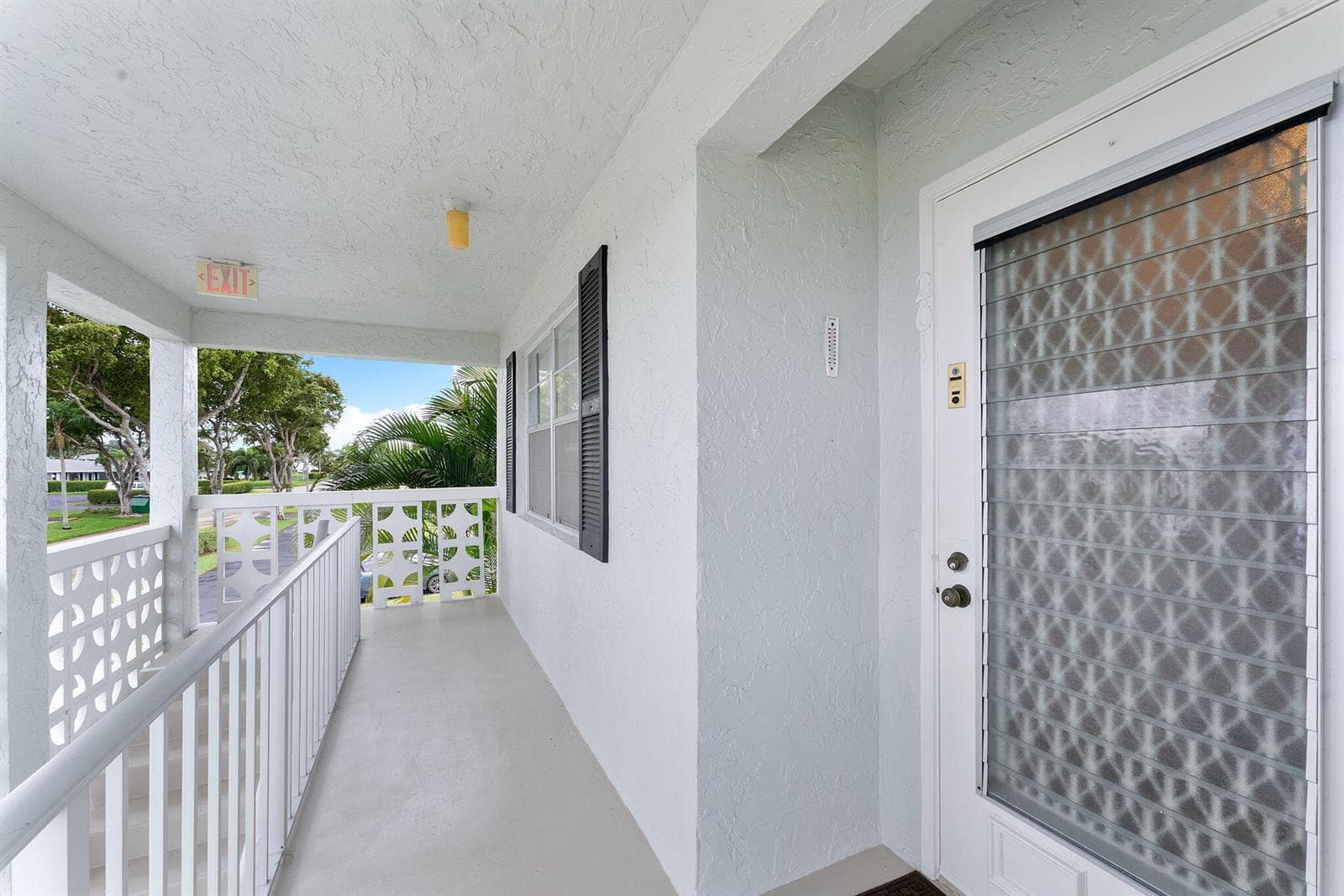 2401 Del-aire Boulevard E # 201, Delray Beach FL 33445 - Delray Beach, FL - Photo 1