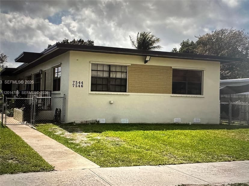7546 NW 2nd Ter, Miami FL 33126