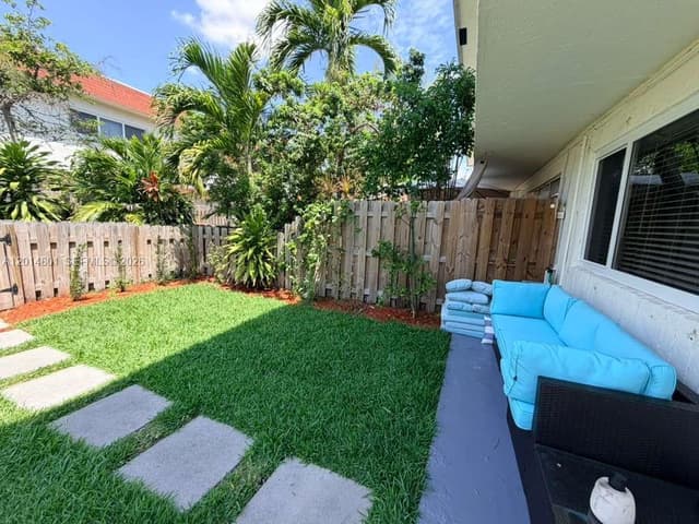 1500 NE 151st St # 104, Miami FL 33162 - Miami, FL - Photo 5